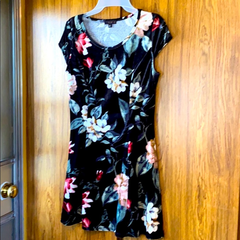 Black flower print dress
